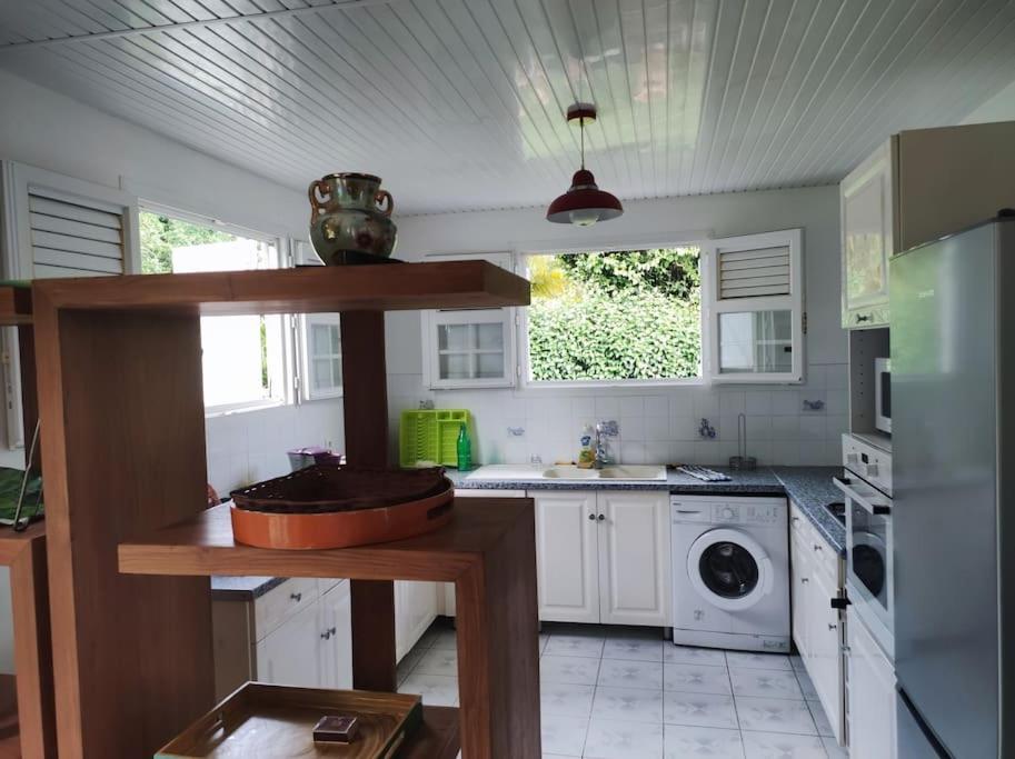 Villa Familiale Avec Piscine Le Marin エクステリア 写真