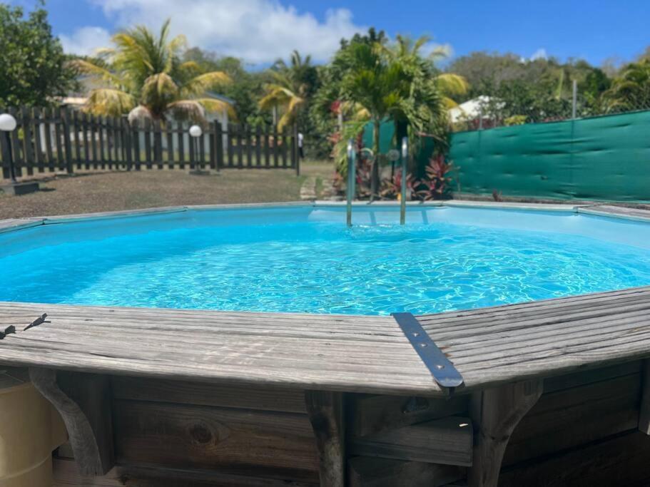 Villa Familiale Avec Piscine Le Marin エクステリア 写真